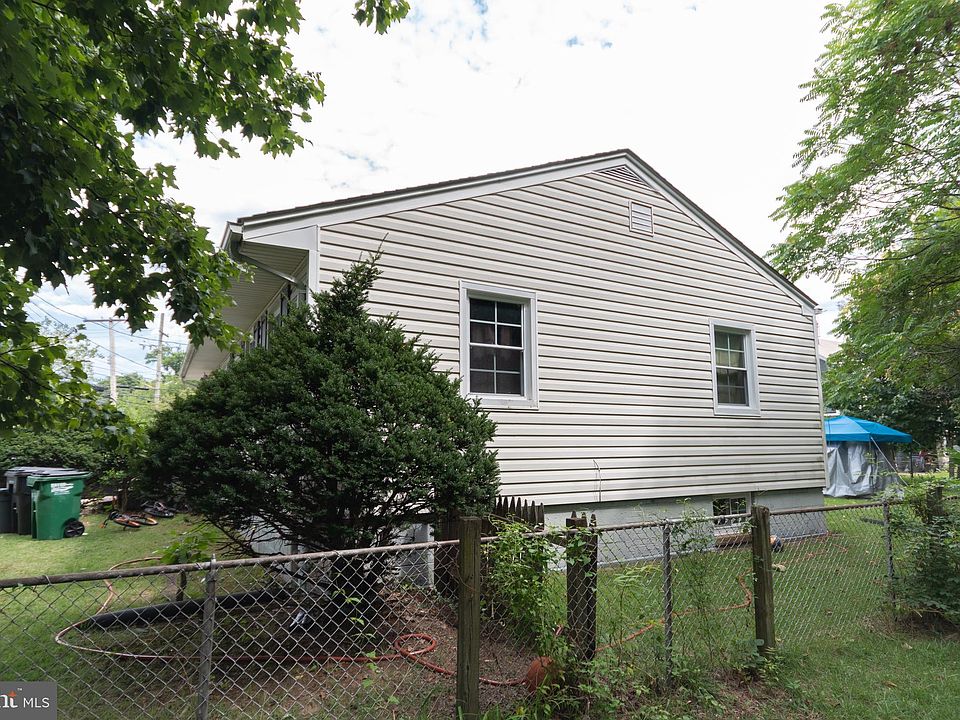 1st image of 3717 Allison St