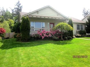 2215 26th St, Anacortes, WA 98221