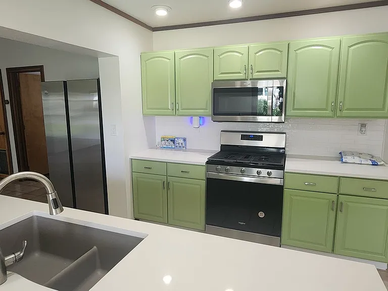 485 N Shore Dr — Photo 13