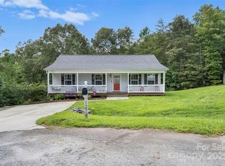 127 Serenity Ln #38/39, Hickory, NC 28601