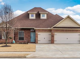 4005 SW Banbury Dr, Bentonville, AR 72713