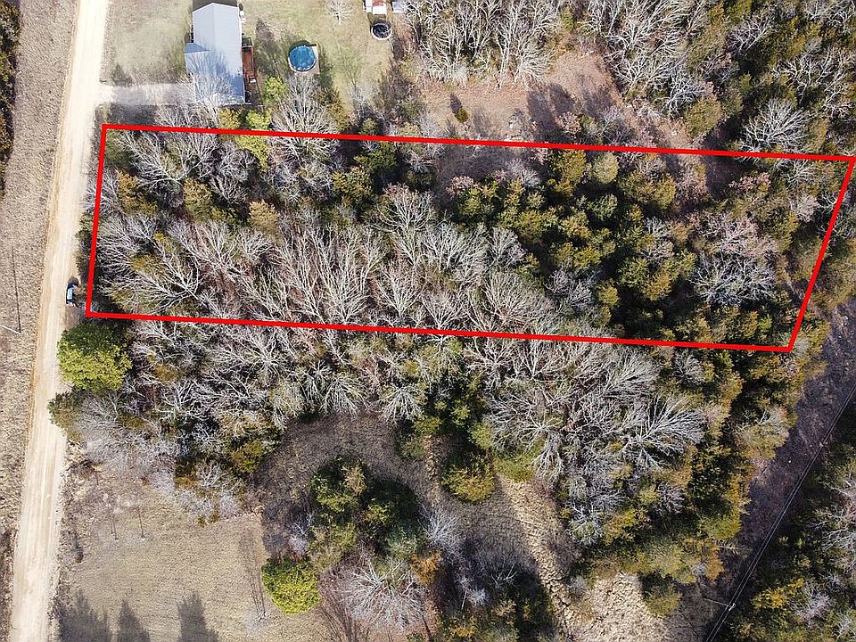 1st image of 1 Walnut Rd