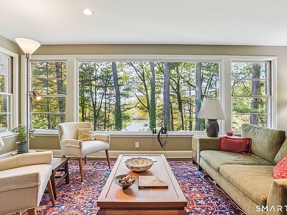 5th image of 126 Hartford Turnpike