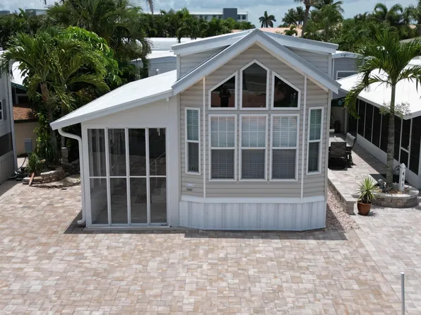 455 Horizon Ln, Melbourne Beach, FL 32951