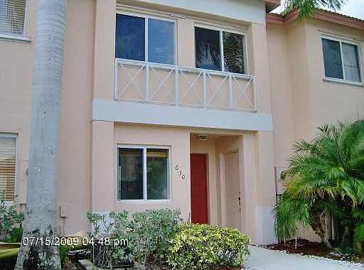 1st image of 630 NW 208th Cir
