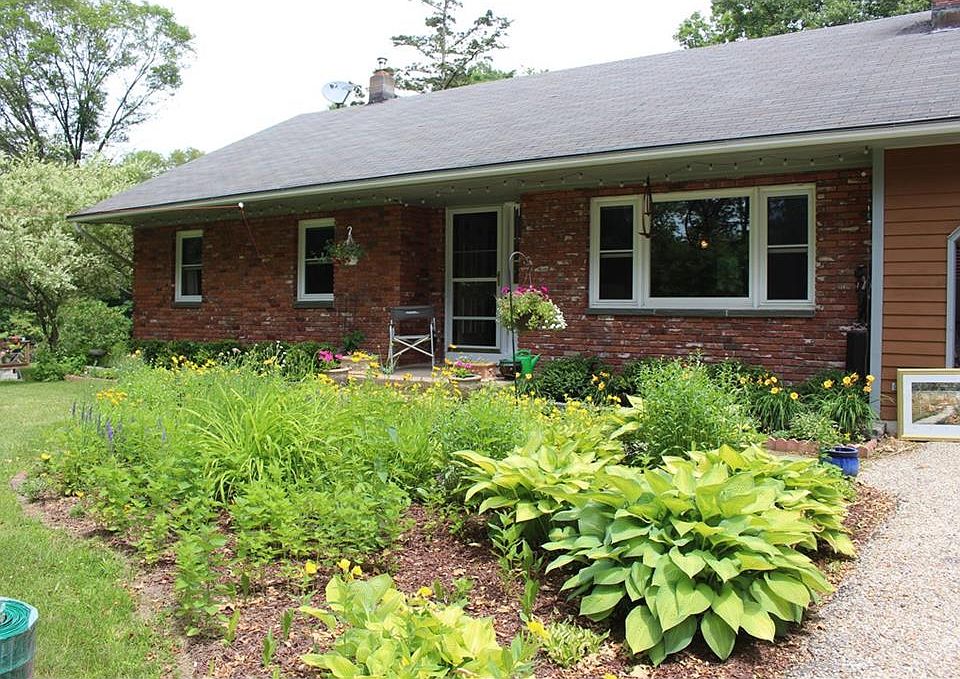 218 Hill Rd, New Hartford, CT 06057 Zillow