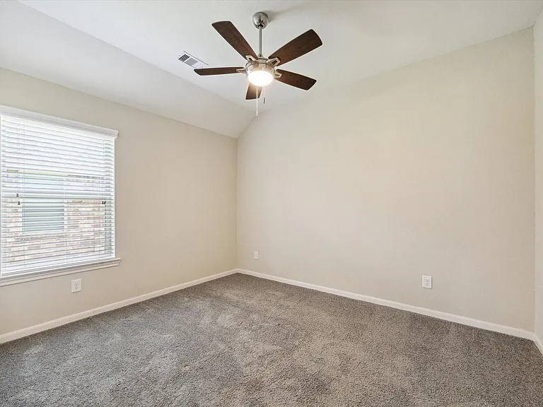 208 Morgan Isle Ln — Photo 8