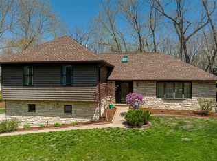 3606 Caribou Ct NE, Cedar Rapids, IA 52402
