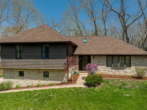 3606 Caribou Ct NE, Cedar Rapids, IA 52402