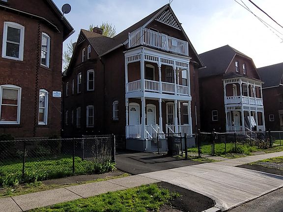 5th image of 71 Madison St Unit 3