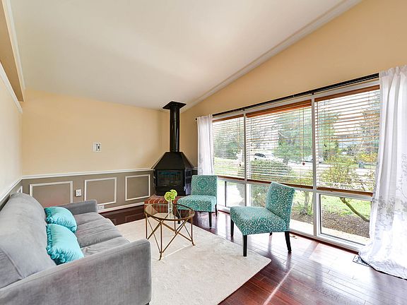 4th image of 4106 Javins Dr