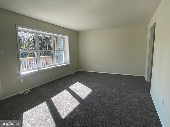 3rd image of 117 Sepulga Dr