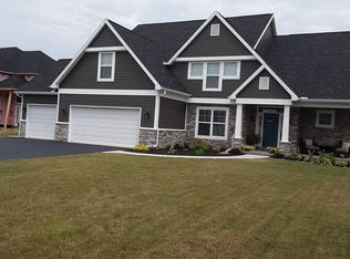 7916 Iron Horse Rd, Monclova, OH 43542