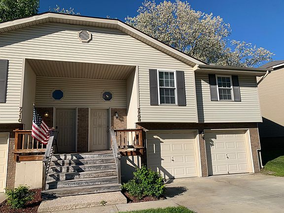 Fully updated unit with new carpet, paint, fixtures, flooring throughout!