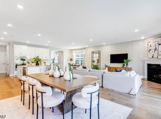 13 Eastwood Ter BUILDING 16, East Hanover, NJ 07936