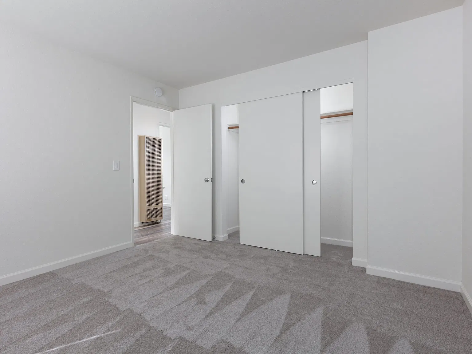 Cormorant Court Apartments — Photo 4