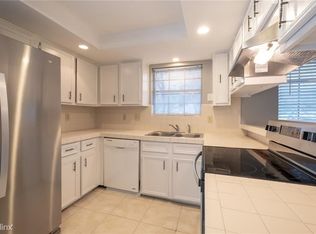 9009 Sawtooth Ln APT A, Austin, TX 78729