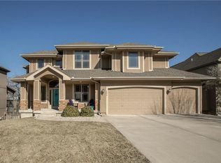 7850 W 155th Ter, Overland Park, KS 66223
