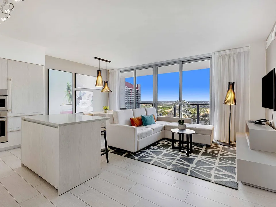 2721 E Hallandale Beach Blvd #23-ID1049818P