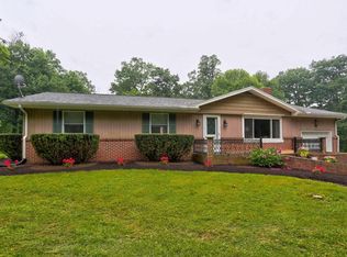 70 Wesley Rd, Quarryville, PA 17566