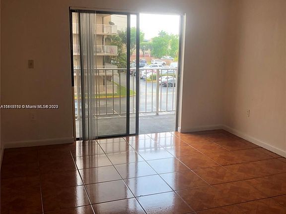 3rd image of 8500 NW 8th St APT 304