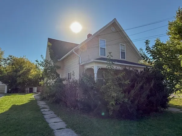 907 Kellogg St, Green Bay, WI 54303