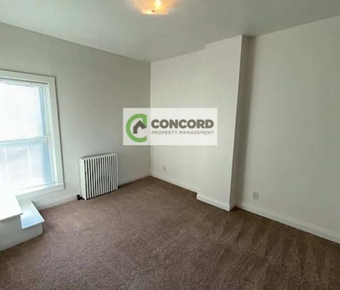 723 N Church St #4 — Photo 7