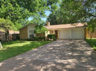 1400 Briar Run, Benbrook, TX 76126