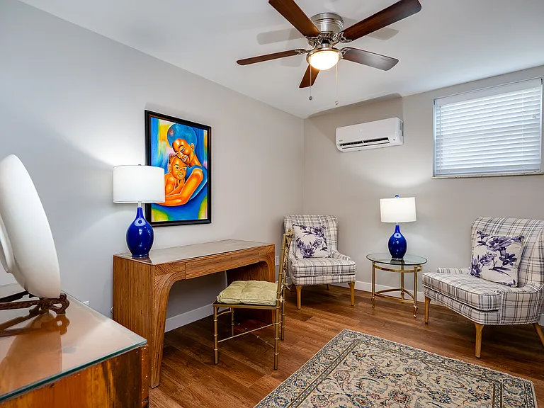 827 Wilmington Ave #1 — Photo 10
