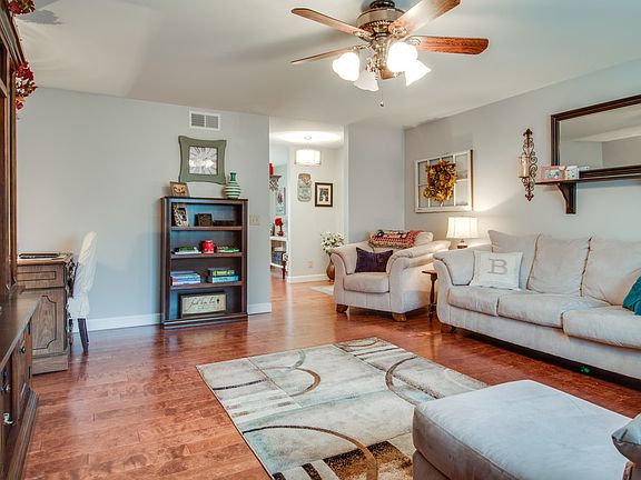 3rd image of 4487 Post Pl APT 146