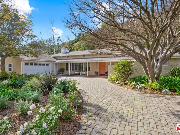 1753 Mandeville Canyon Rd, Los Angeles, CA 90049