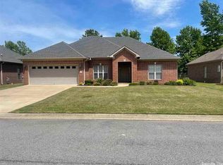 1460 Norbert Cir, Conway, AR 72034