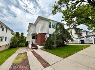 10 Twombly Ave, Staten Island, NY 10306