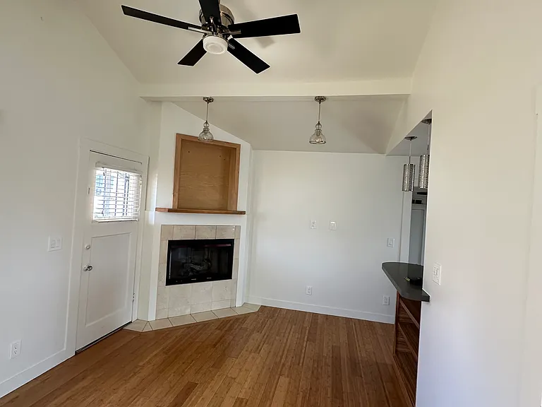 1906 Marshallfield Ln #2 — Photo 8