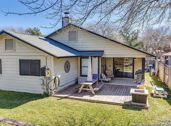 2nd image of 5511 Mountain Vista Dr