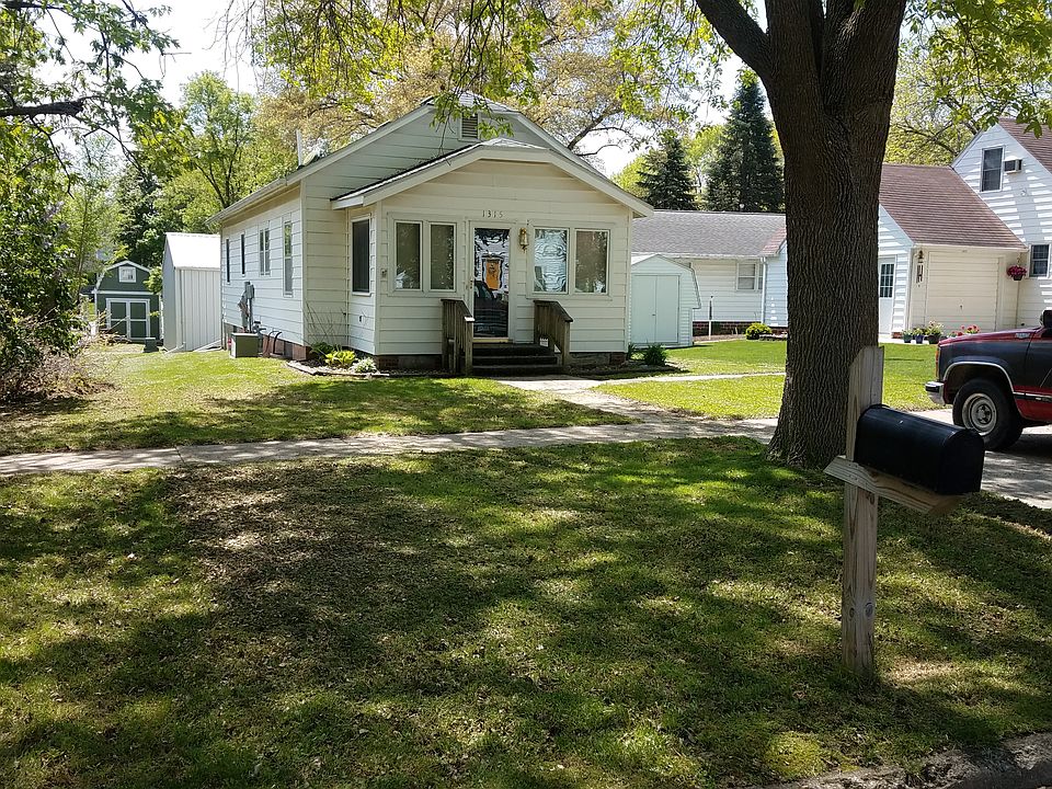 1st image of 1315 Grand Ave