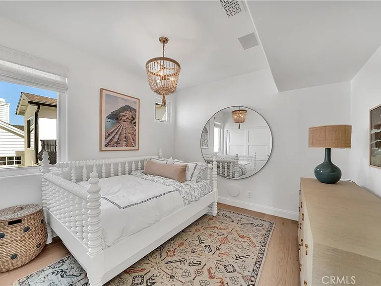 412 Acacia Ave — Photo 18