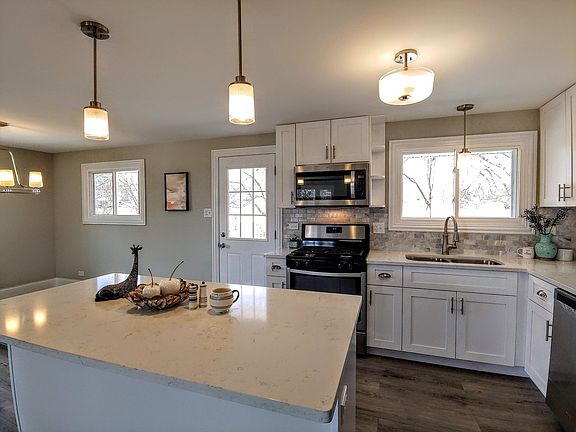 4th image of 1228 Somerset Ln