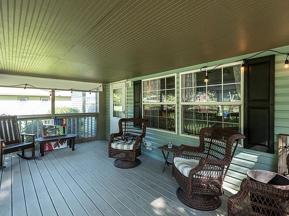 5th image of 5822 S Shore Dr