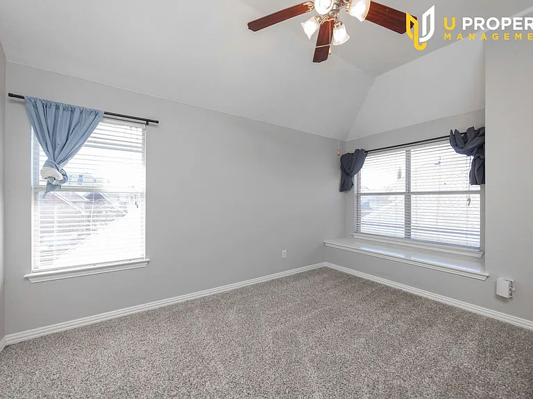 1687 Sandstone Dr — Photo 39