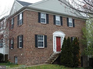 7901 Gunston Woods Pl, Lorton, VA 22079