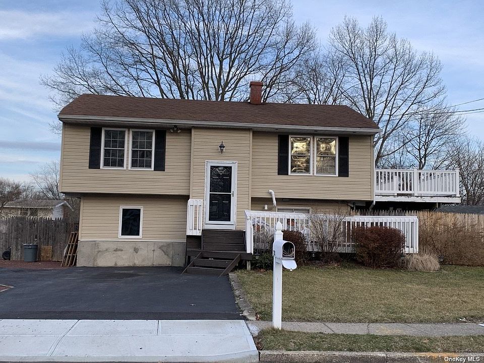 1st image of 174 Stuyvesant Dr