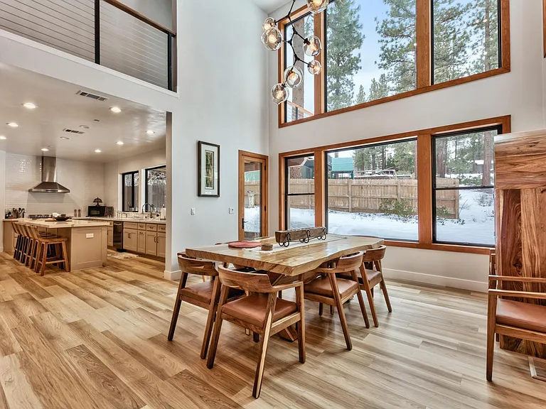 2434 Cold Creek Trl — Photo 23