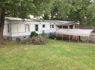 1561 Fire Tower Rd, Christiansburg, VA 24073