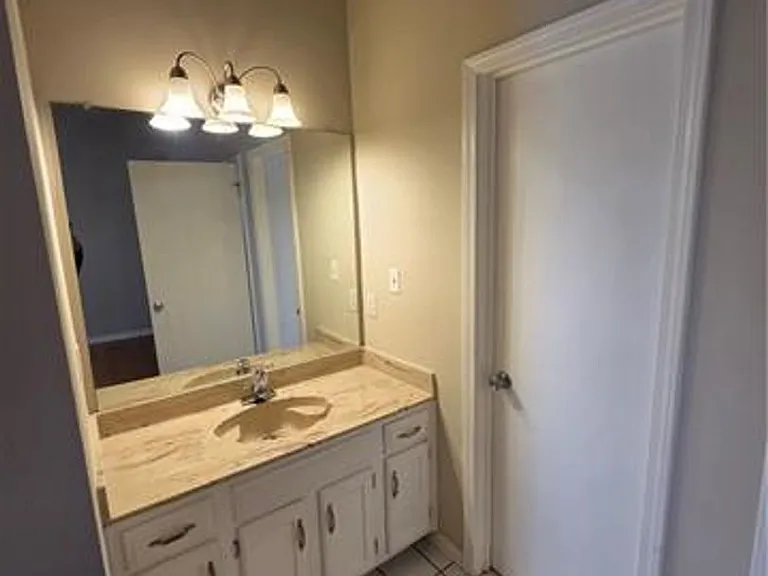 232 Marina Dr — Photo 4