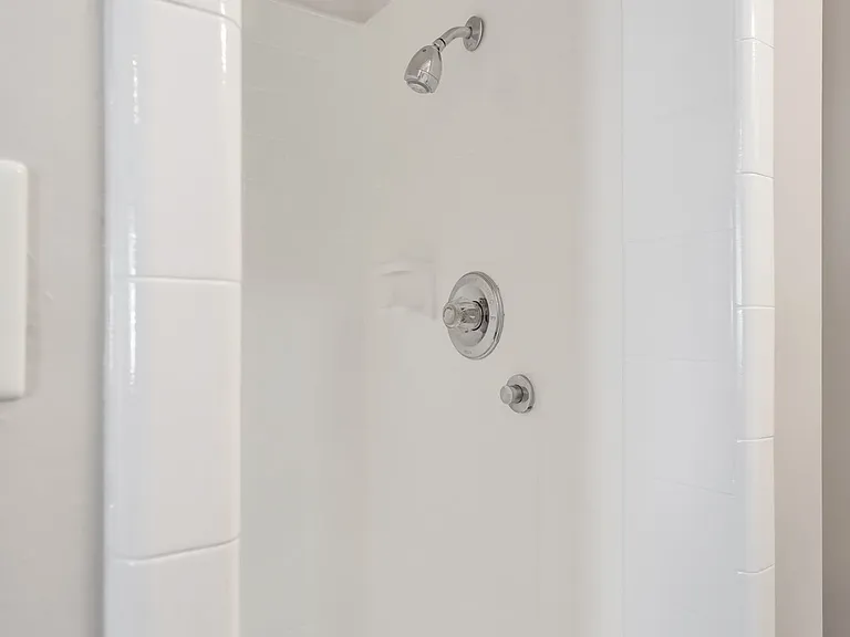 Redstone Apartments — Photo 19