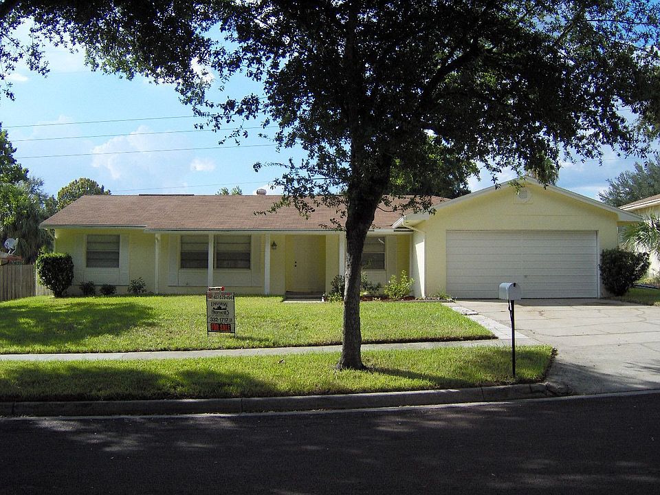 3160 Hunter Pl.