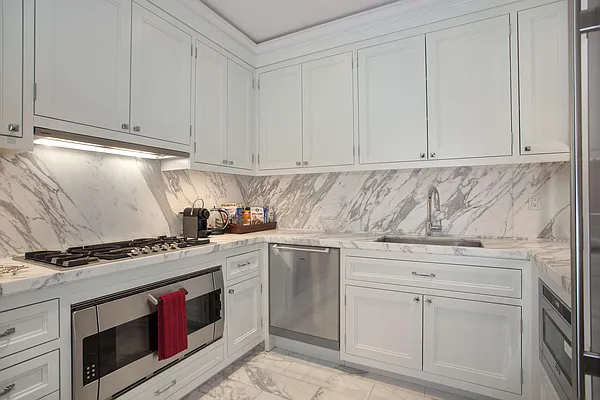 Rented by Brown Harris Stevens | media 10