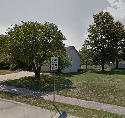 2nd image of 1327 Robertridge Dr