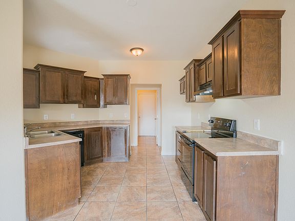 2nd image of 6407 W Cambridge Ave